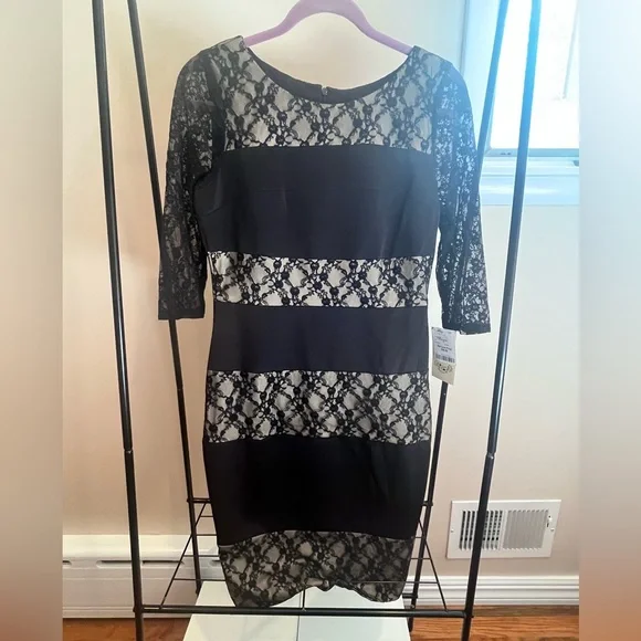 Signature by Sangria Black and Lace Long Sleeve Dress